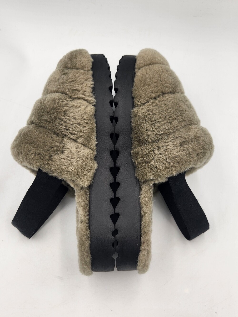 UGG Super Fluff Slippers Womens 9 Burnt Olive Closed Toe Sheepskin Platform - Picture 7 of 16